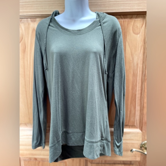 Old Navy Active Hoodie - Picture 1 of 4